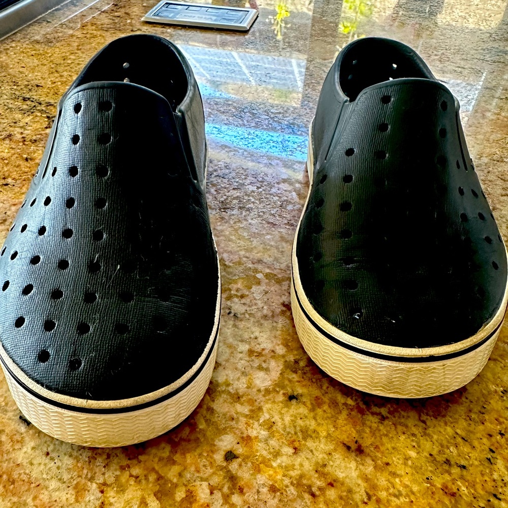 Native water shoes